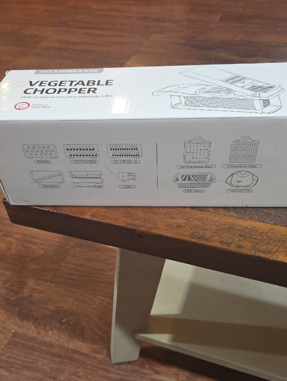 Vegetable Chopper - Multi-Function Kitchen Cutter (White) - Picture 2 of 2